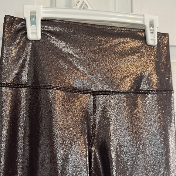 Lululemon brown metallic leggings size 6 - Picture 3 of 5